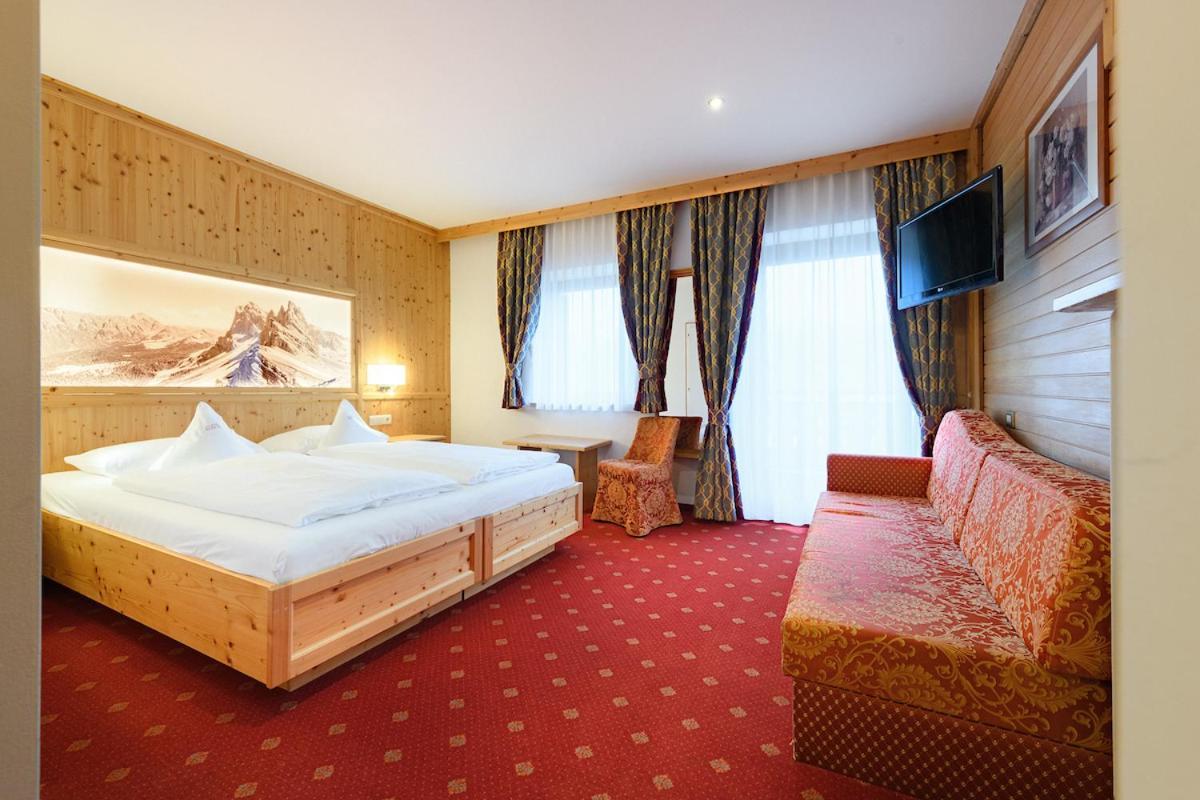 Hotel Ronce Ortisei Eksteriør bilde